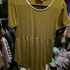 Zenana Outfitters Olive Short Sleeve Pearl-Trim Tunic